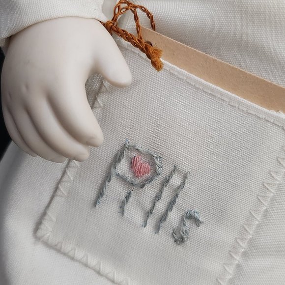 Precious Moments Angie, the Angel of Mercy Nurse Doll Limited Edition Retired - Picture 5 of 10